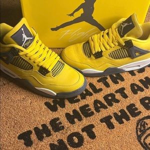 Lightning 4’s